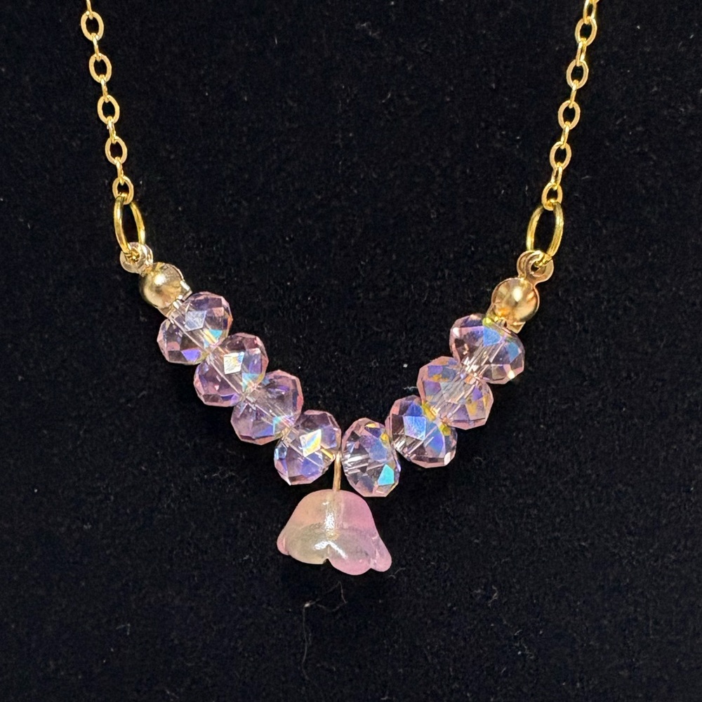 Pink flower necklace and earring set - Picture 5 of 7